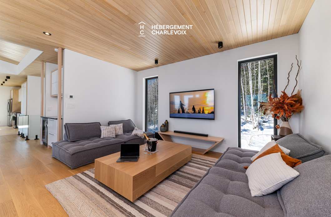 ALT-49 - Villa contemporaine offrant les splendeurs du St-Laurent!